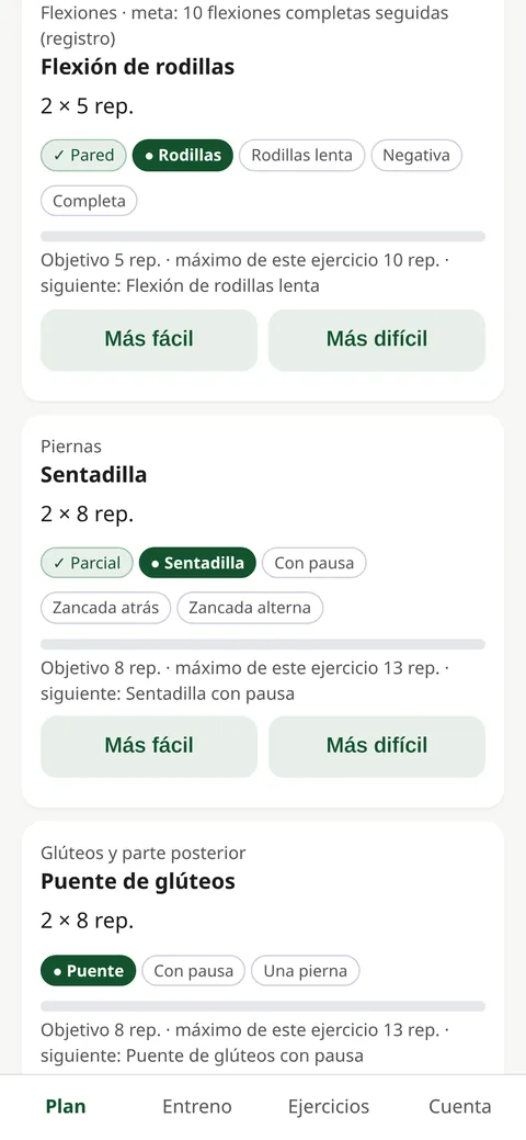 Captura de la app en desarrollo: los niveles de cada ejercicio (por ejemplo, flexiones desde la pared hasta la flexión completa), con los botones Más fácil y Más difícil.
